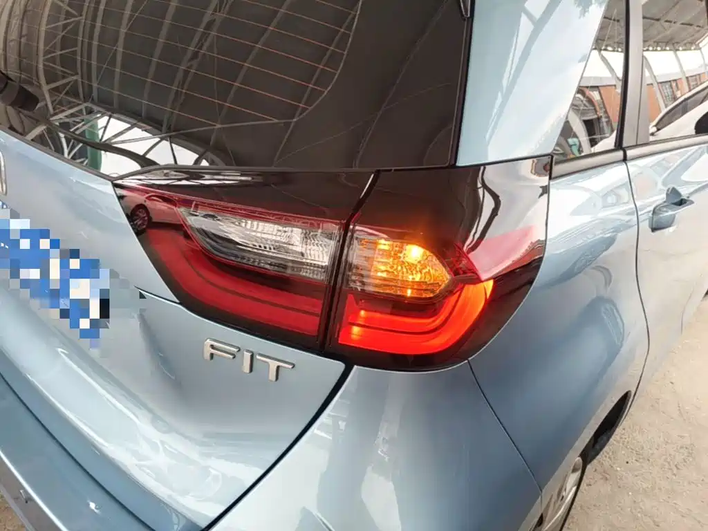 Honda Fit 2023 — фото 8