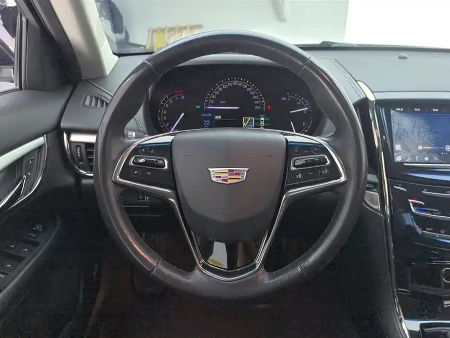 Cadillac ATS-L 2018 — фото 15