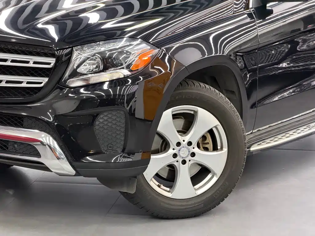 Mercedes-Benz GLS 2017 — фото 12