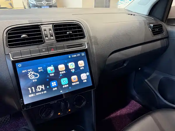 Volkswagen Polo 2016