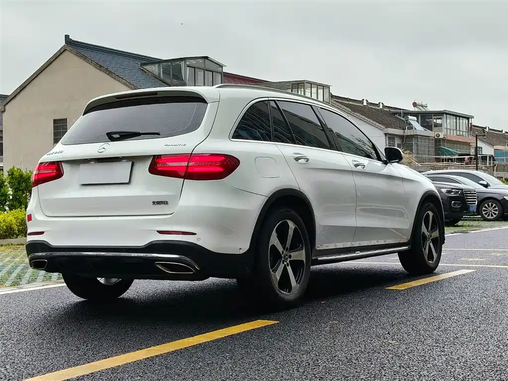 Mercedes-Benz GLC 2018 — фото 6