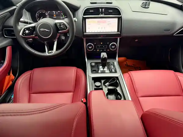 Jaguar XEL 2021