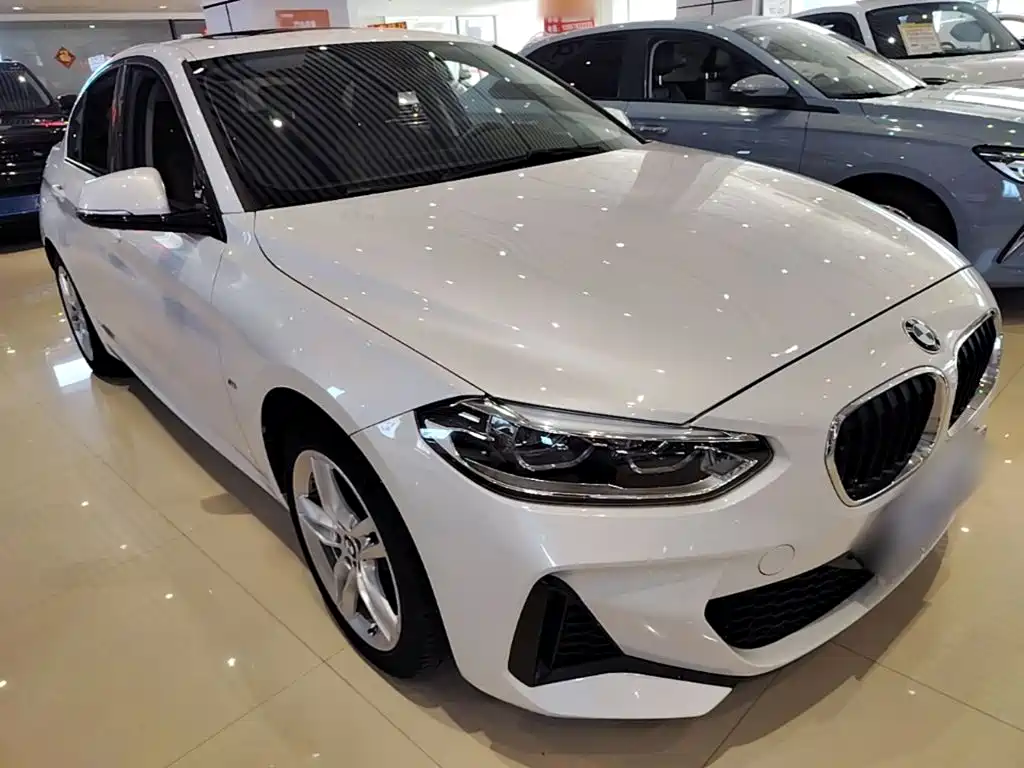 BMW 1 Series 2020 — фото 4