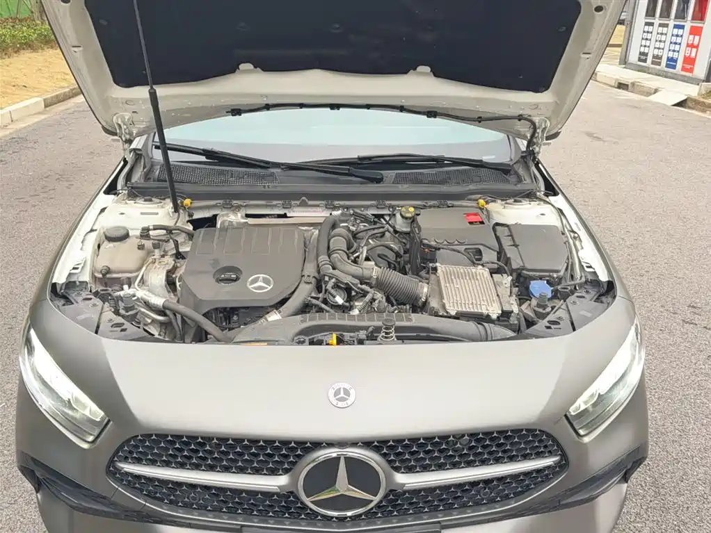 Mercedes-Benz A-Class 2023 — фото 17