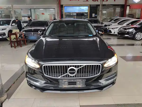 Volvo S90 2020