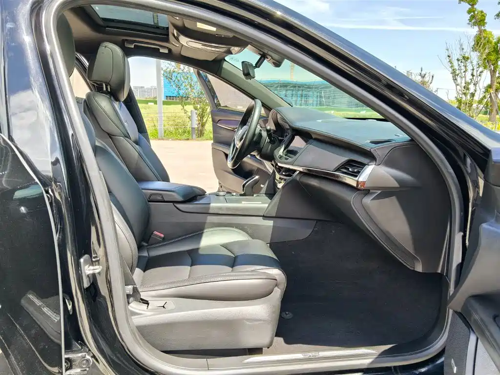 Cadillac CT6 2020 — фото 12