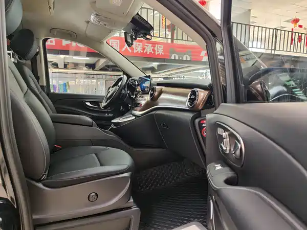 Mercedes-Benz V-Class 2022