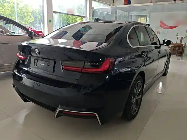 BMW i3 2023