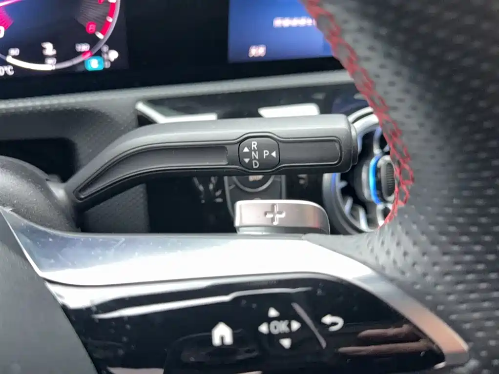Mercedes-Benz A-Class 2023 — фото 11