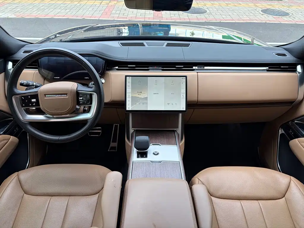 Land Rover Range Rover 2025 — фото 10