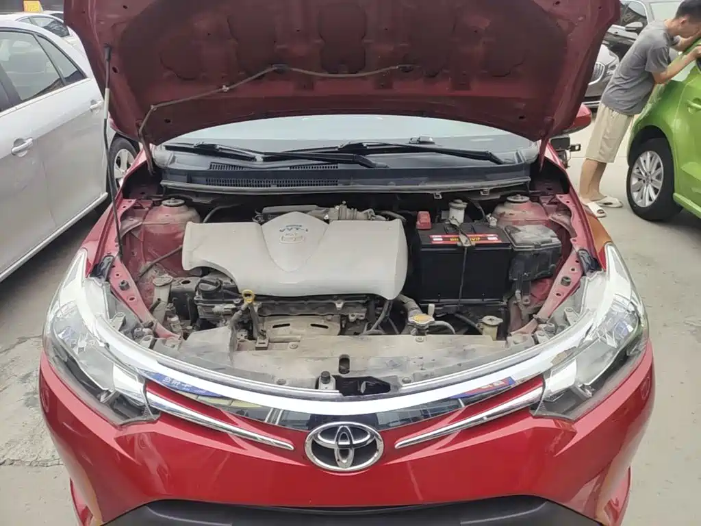 Toyota Vios 2015 — фото 20