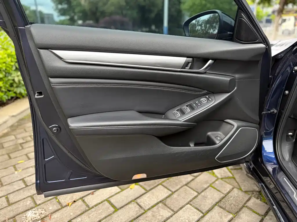 Honda Inspire 2020 — фото 14