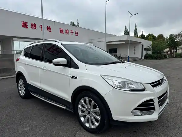 Ford Kuga 2015