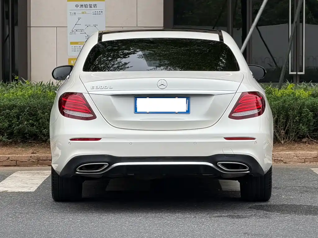 Mercedes-Benz E-Class 2018 — фото 4