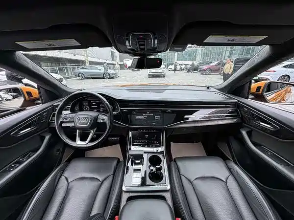 Audi Q8 2018