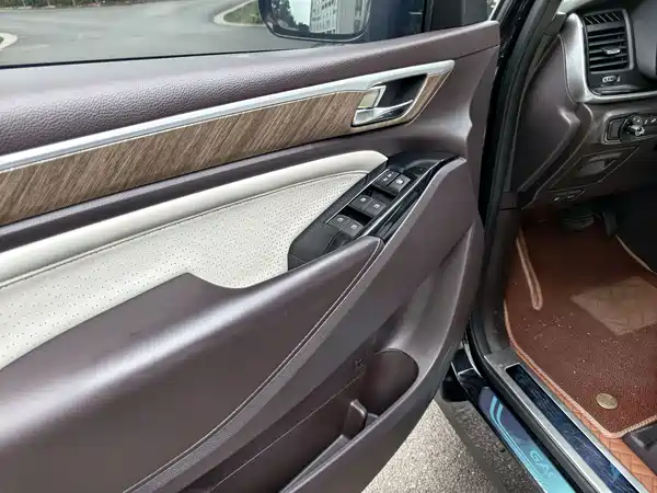 GAC Trumpchi M8 2022