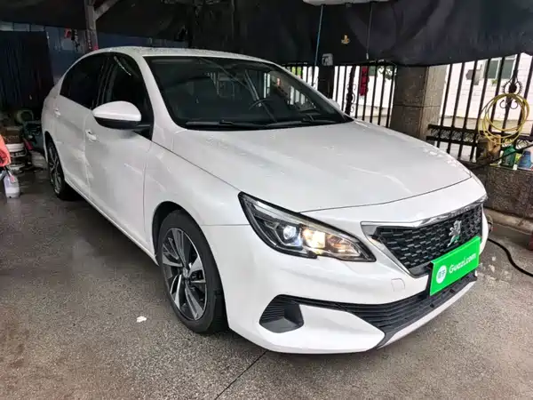 Peugeot 408 2020