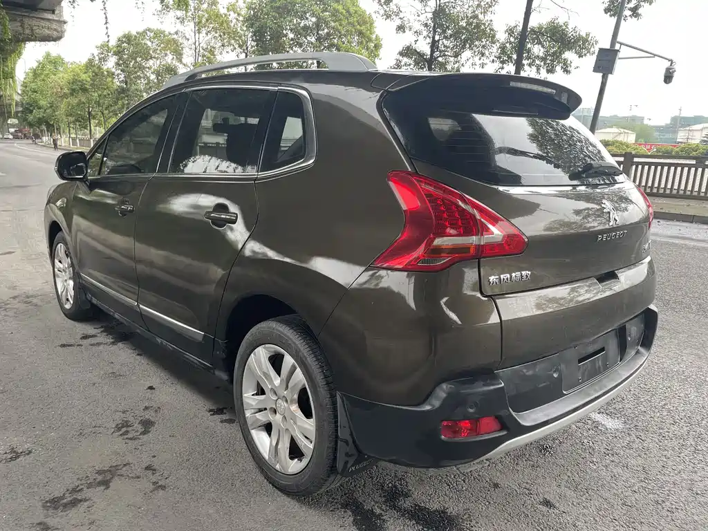Peugeot 3008 2014 — фото 15