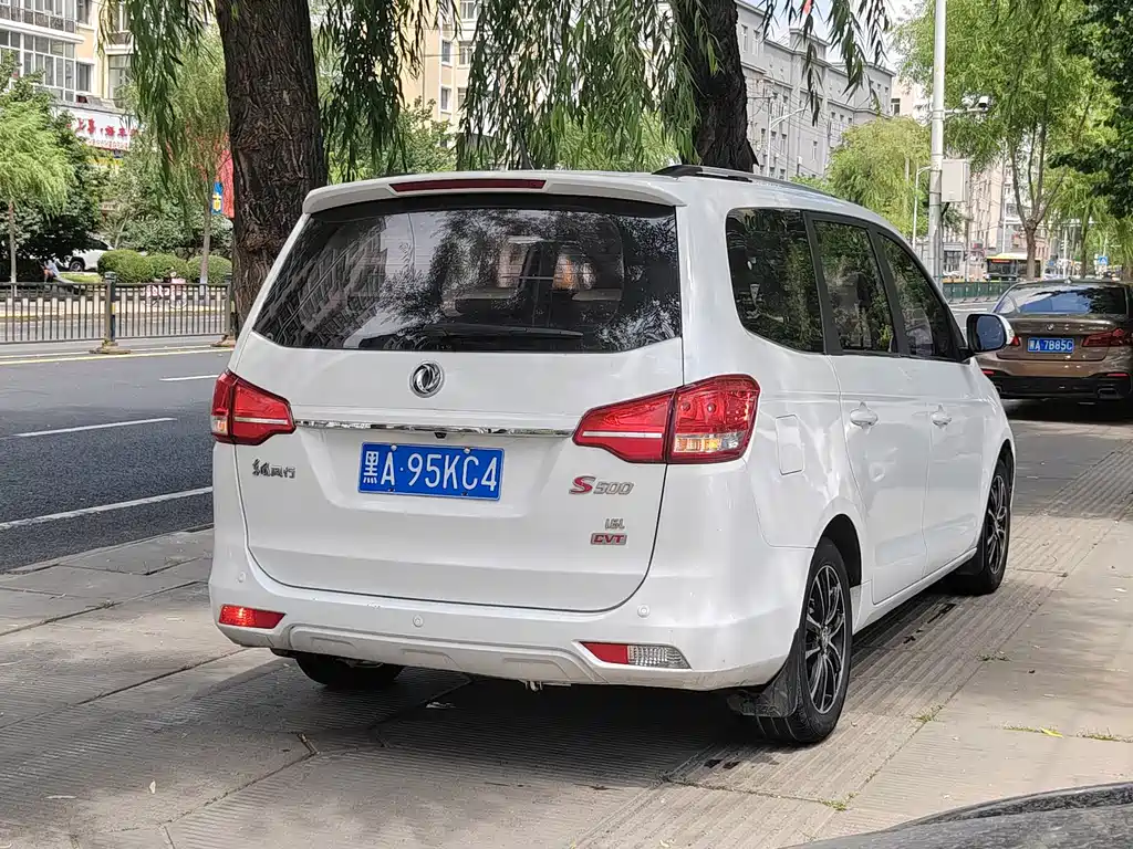 Dongfeng Fengxing S500 2016 — фото 4
