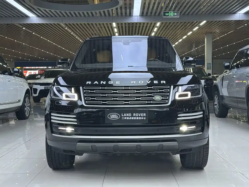 Land Rover Range Rover 2020 — фото 2