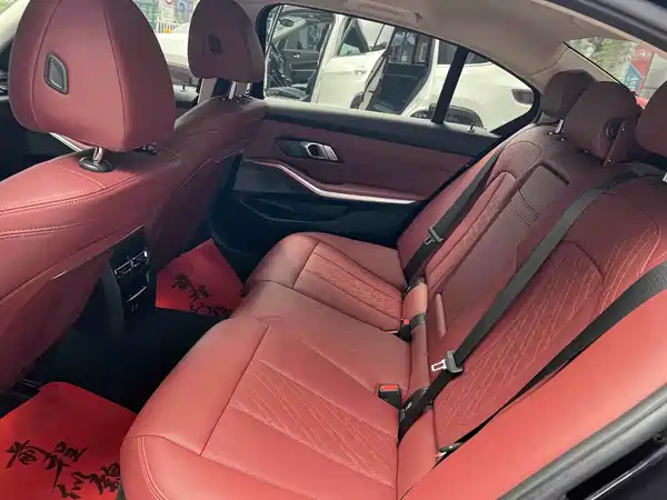 BMW 3 Series 2024