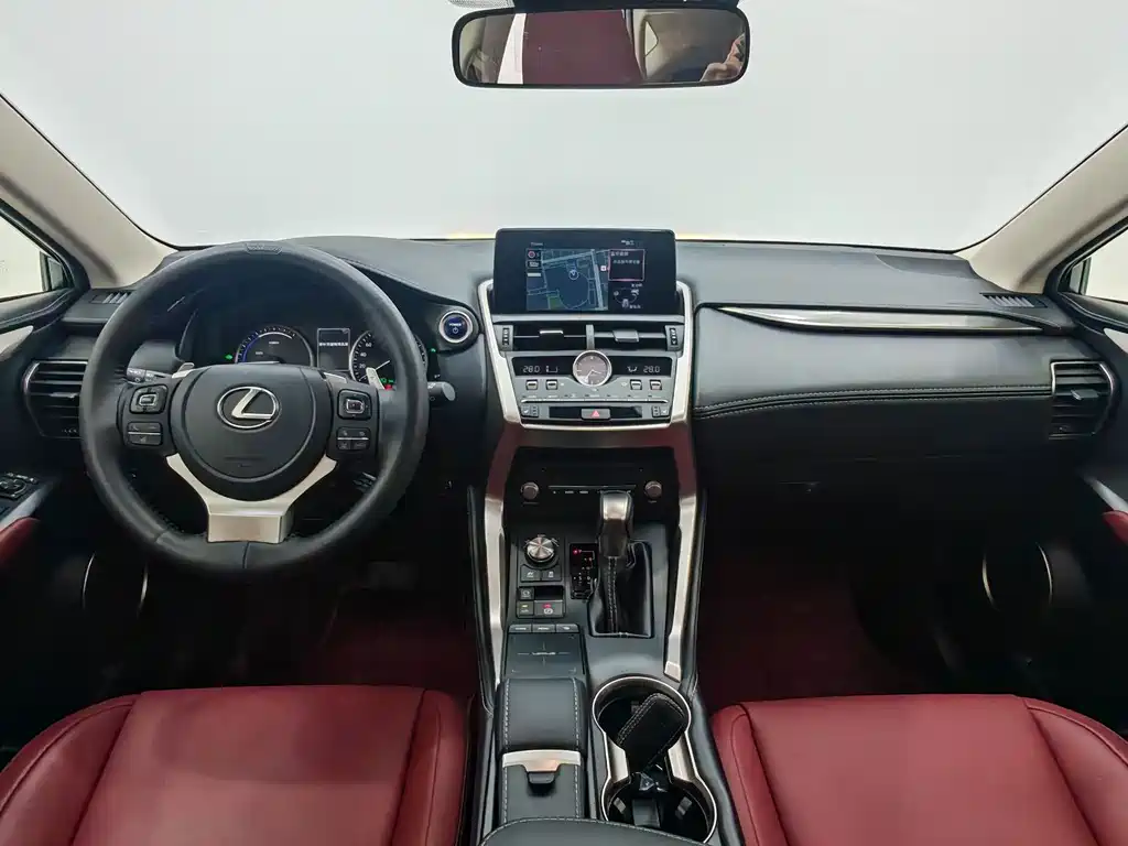 Lexus NX 2021 — фото 10