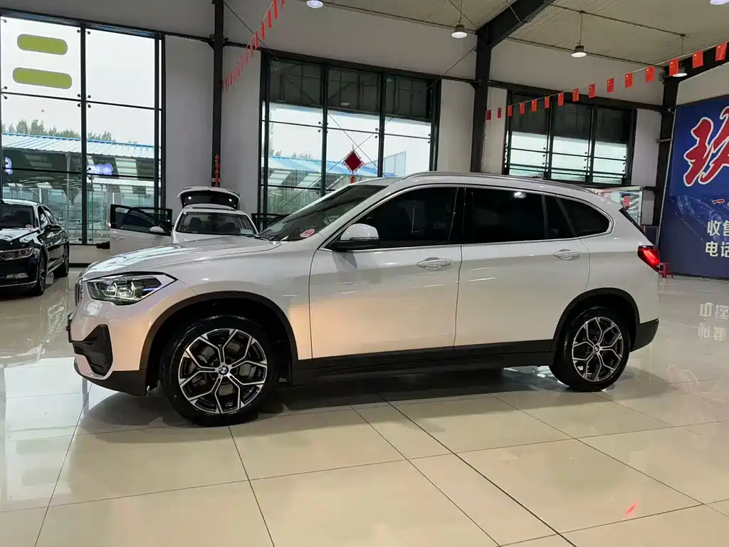 BMW X1 2023 — фото 18