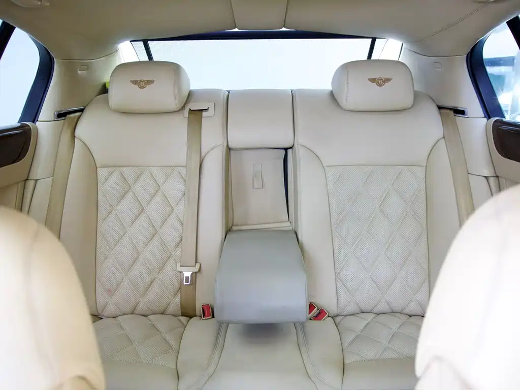 Bentley Flying Spur 2006 — фото 15