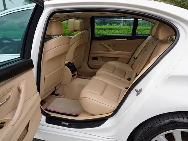 BMW 5 Series 2011