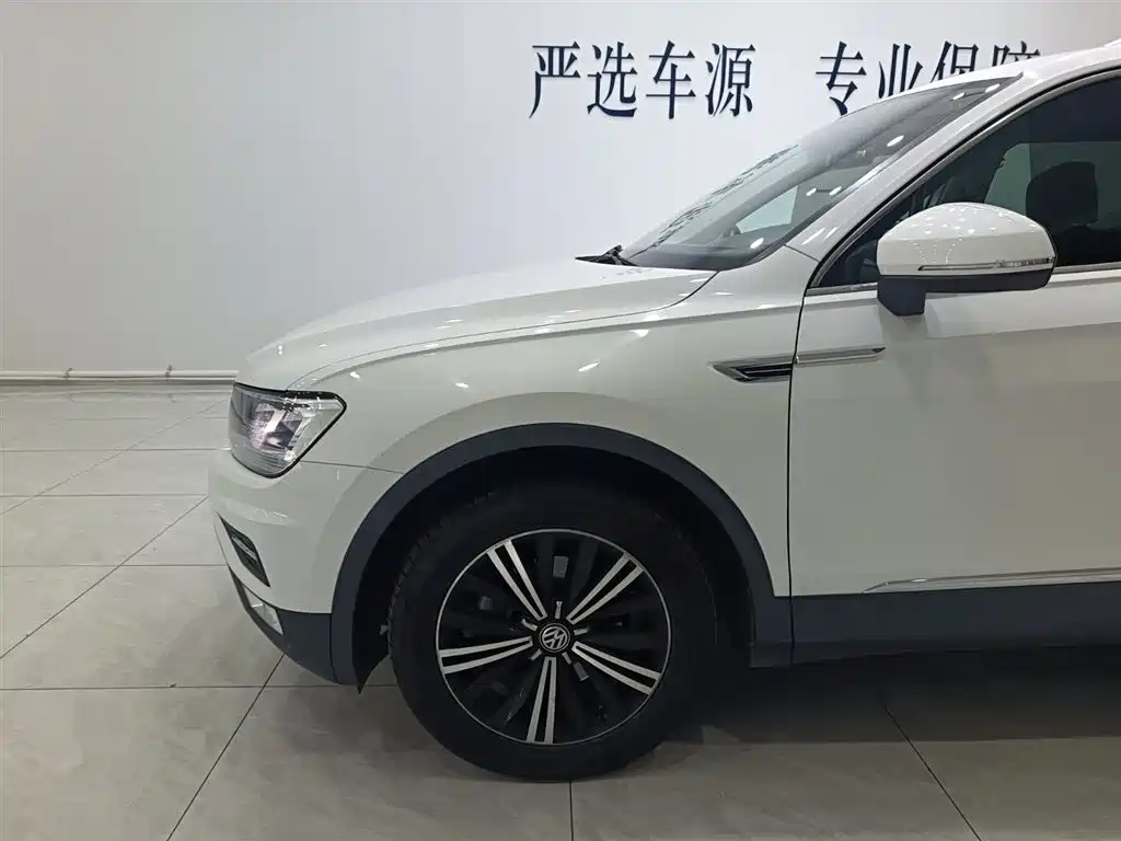 Volkswagen Tiguan L 2019 — фото 5
