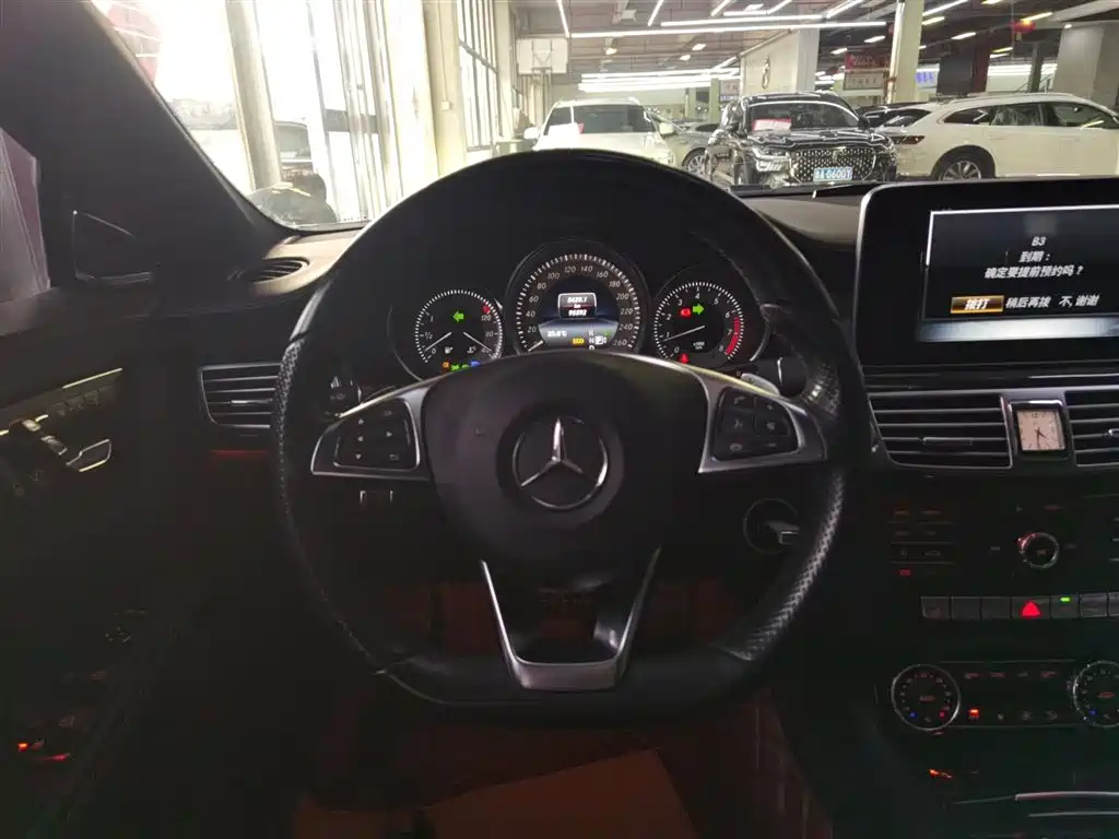 Mercedes-Benz CLS 2017 — фото 11