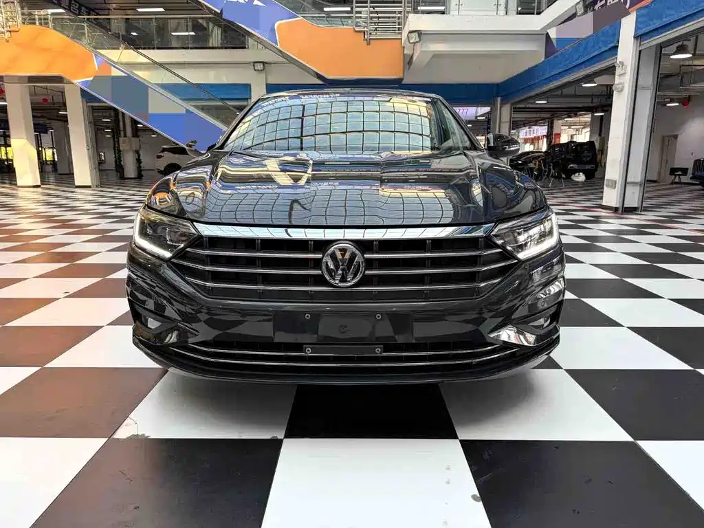 Volkswagen Sagitar 2022