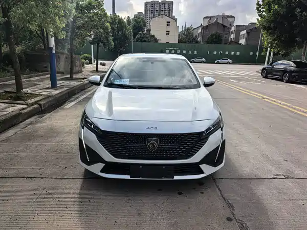 Peugeot 408 2025