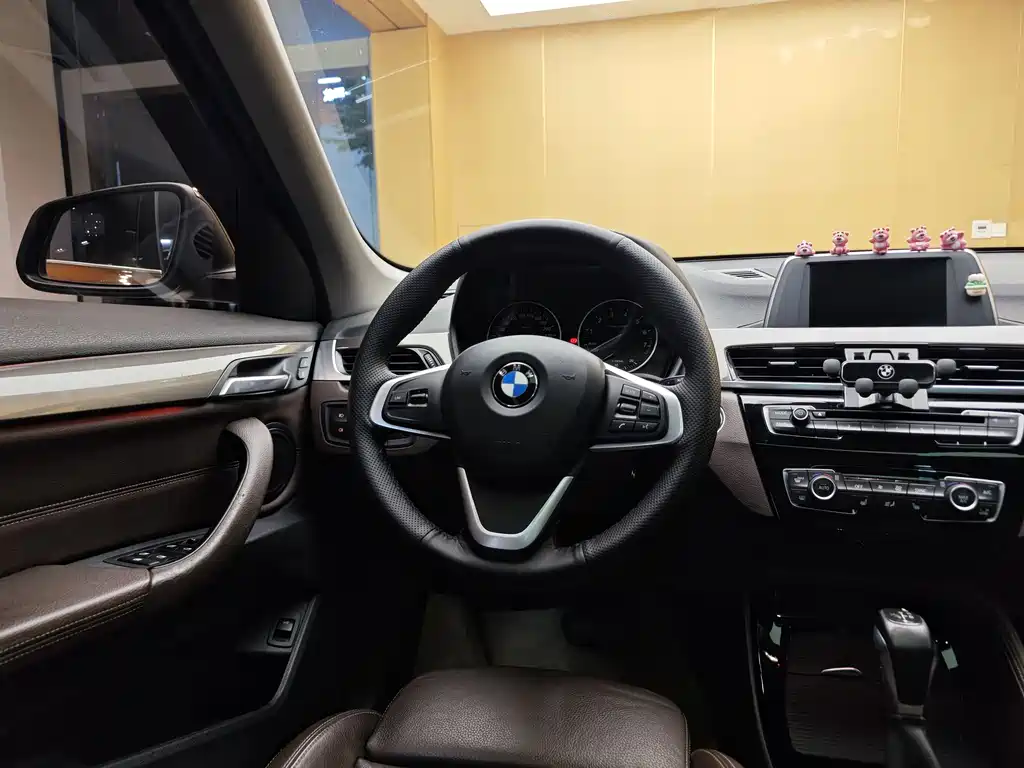 BMW X1 2017 — фото 14
