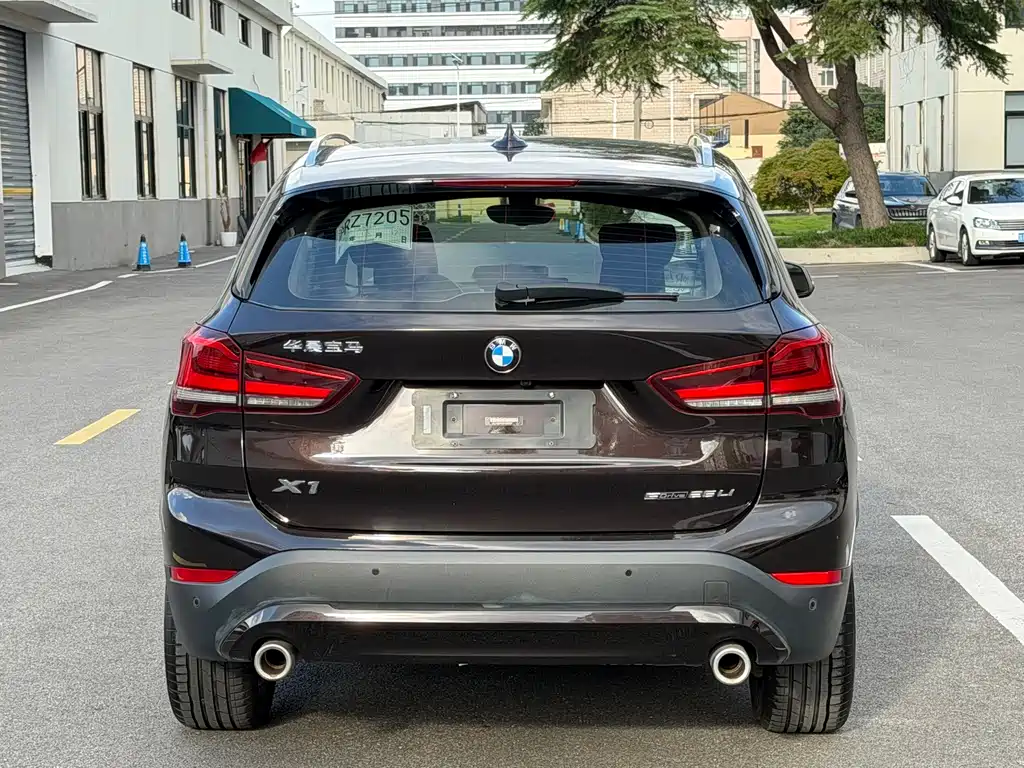 BMW X1 2020 — фото 4