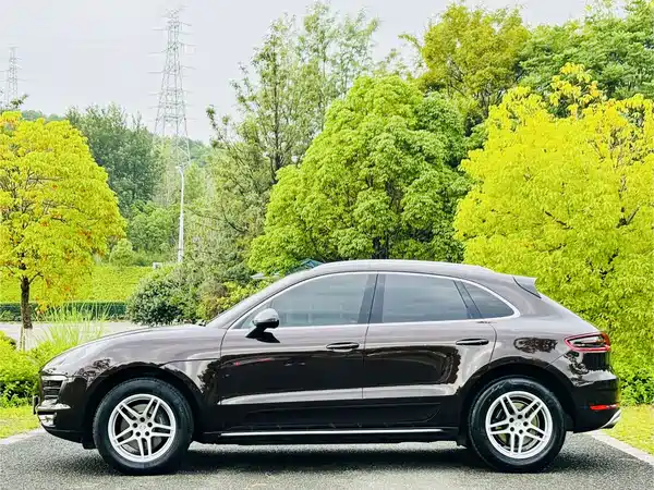 Porsche Macan 2017