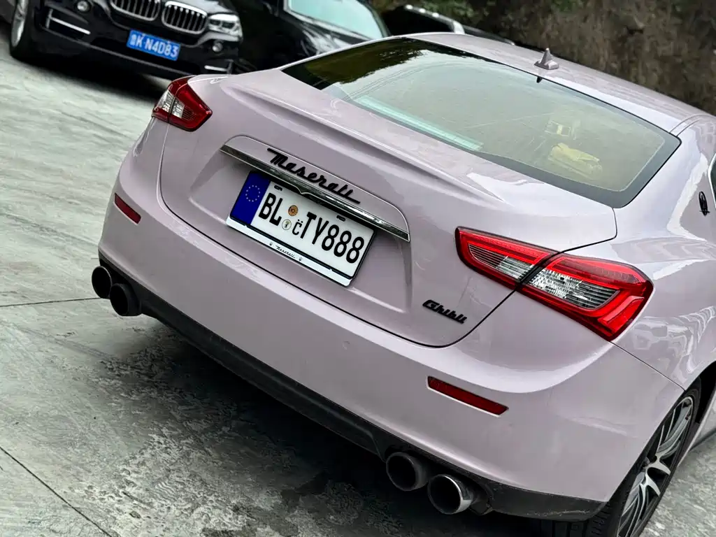 Maserati Ghibli 2015 — фото 10