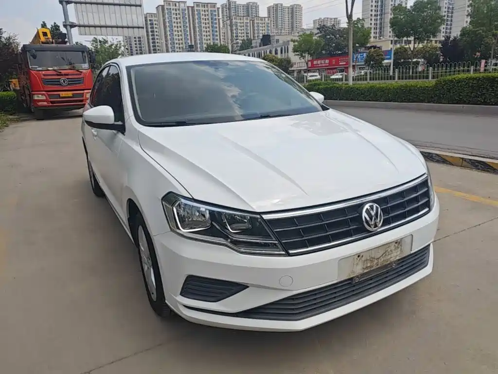 Volkswagen Jetta 2018 — фото 4