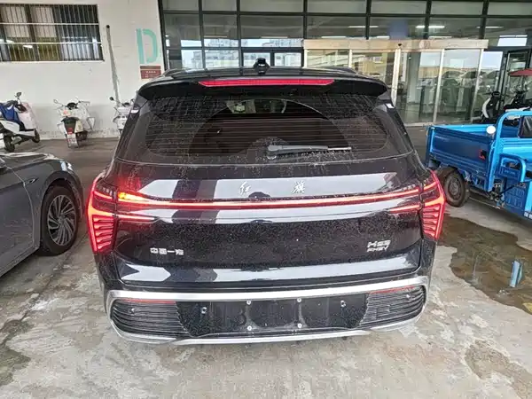 Hongqi HS3 PHEV 2026