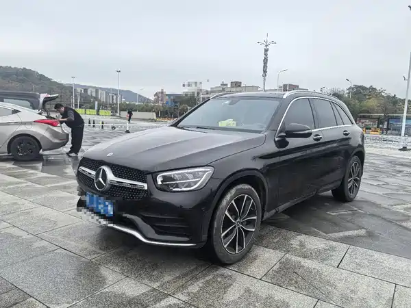 Mercedes-Benz GLC 2021
