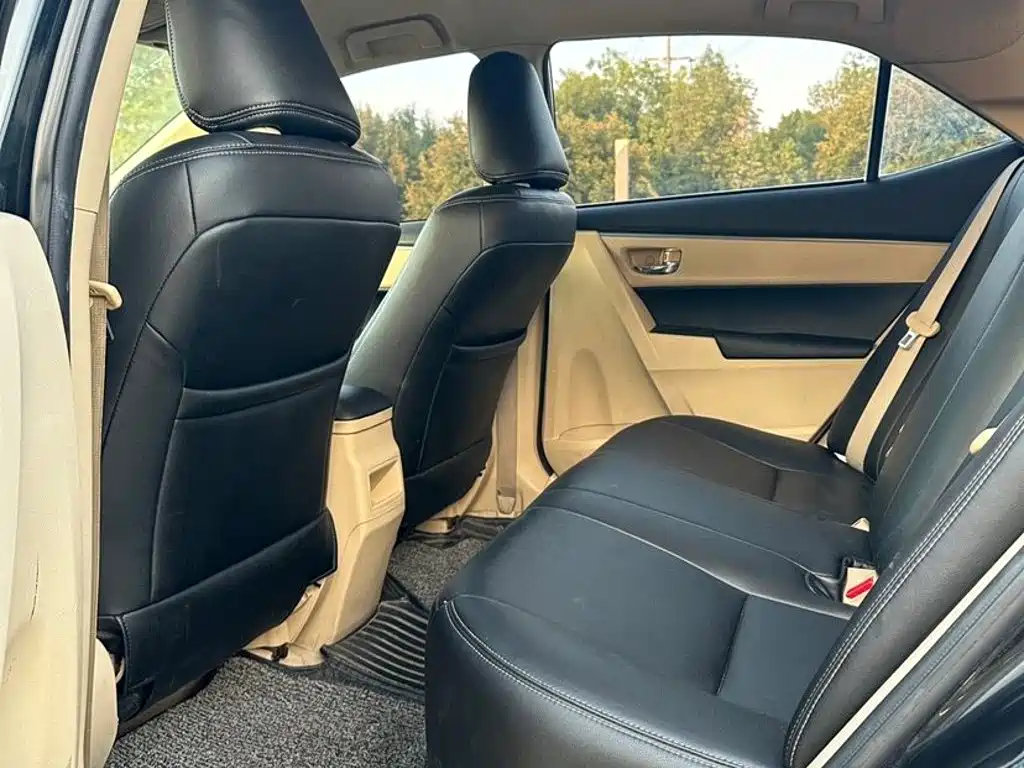 Toyota Corolla 2015