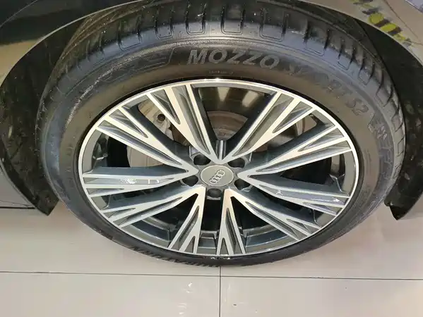 Audi A6L 2021