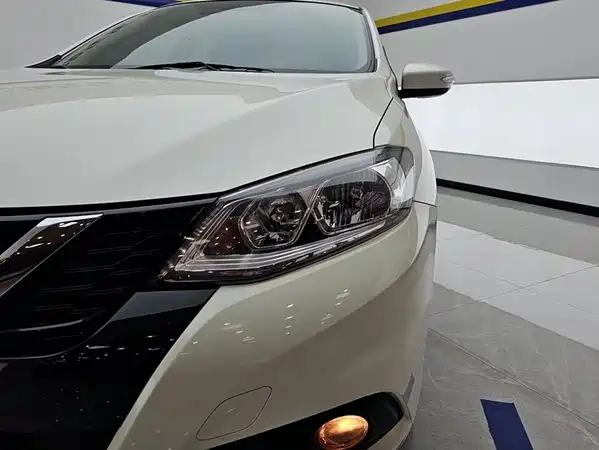 Nissan Tiida 2019