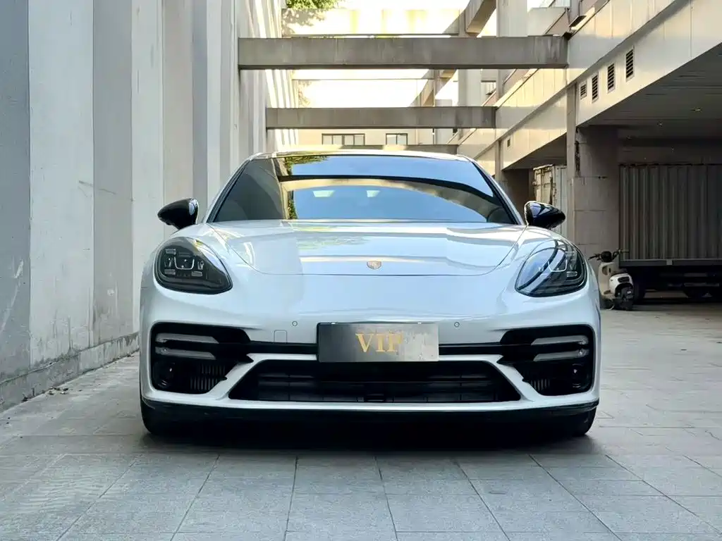 Porsche Panamera 2021 — фото 2