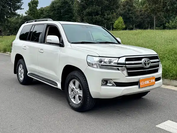 Toyota Land Cruiser 2014