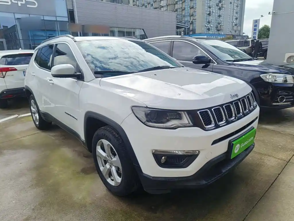 Jeep Compass 2018 — фото 4