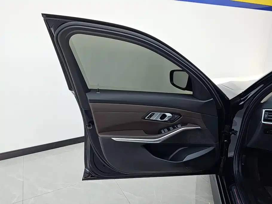 BMW i3 2024
