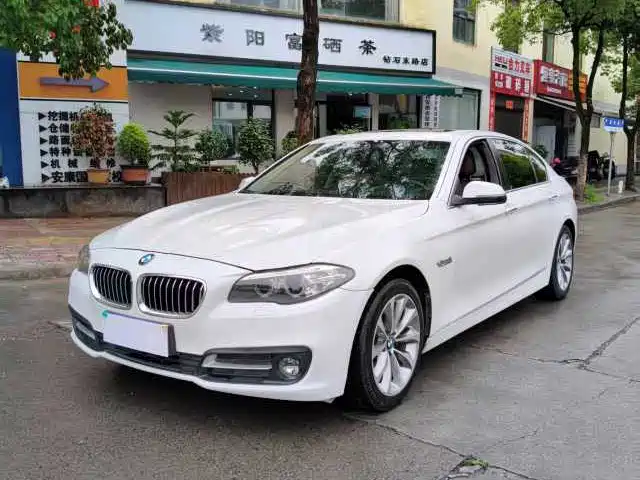 BMW 5 Series 2016