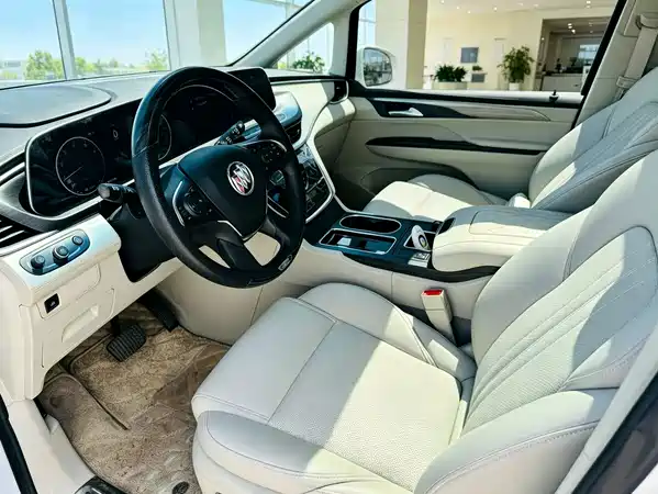 Buick GL8 2021