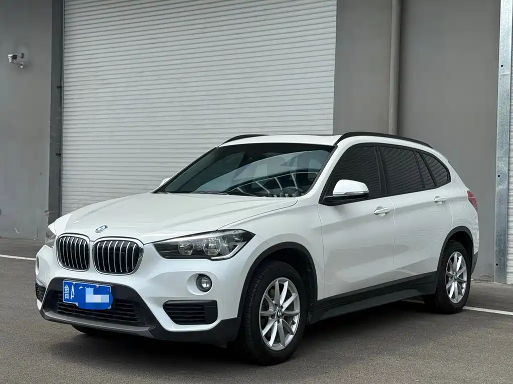 BMW X1 2019 — фото 1